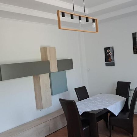 Comanesti  Casa Francesca 아파트 외부 사진